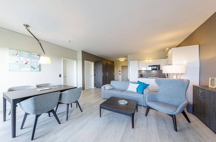 Vakantiewoning voor 4 personen, with sauna and balkon as well as uitzicht op het meer in Wustrow