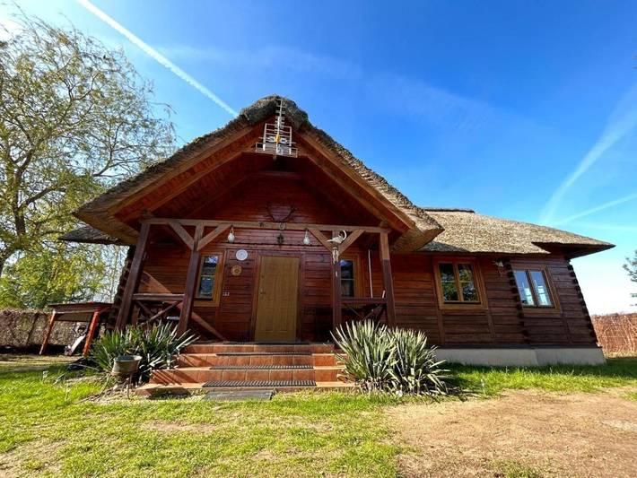 Dom wakacyjny dla 10 osób, z ogród i sauna oraz widok w Bobolin