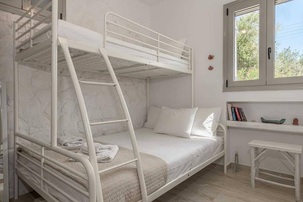 Happy Stay Apartment in Milos