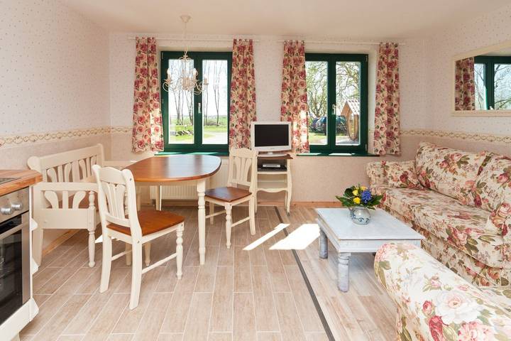 Ferienwohnung für 4 Personen, mit Terrasse und Sauna in Putgarten - 2