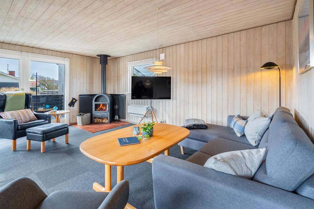 Klassisches Ferienhaus in Henne Strand – nah an Strand & Einkauf  in Henne, Varde