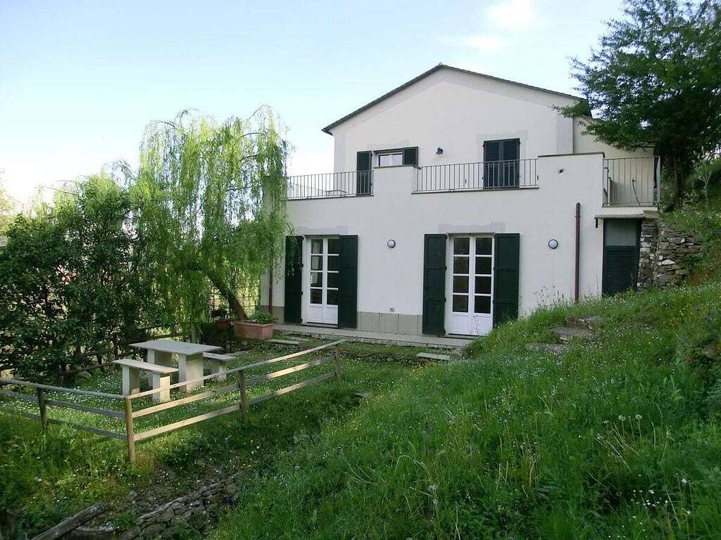 Casa Bianca Comfortable holiday residence in Chiavari, Riviera di Levante