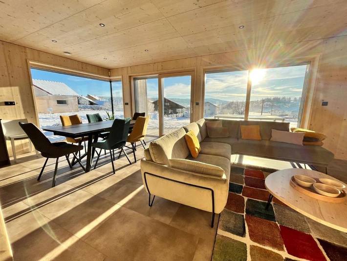 Gîte pour 8 personnes, avec vue ainsi que sauna et jardin à Fournets-Luisans