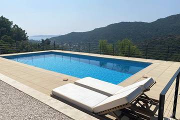 Gîte pour 2 personnes, avec piscine à Rayol-Canadel-sur-Mer