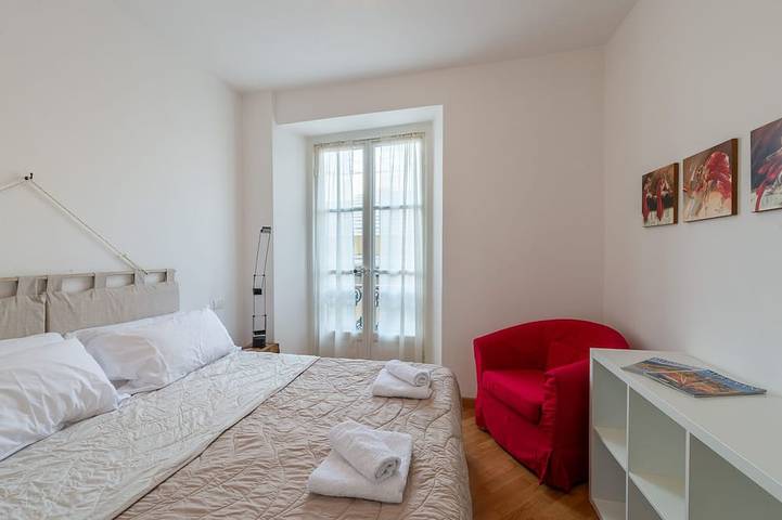 Appartamento intero, L' angolo di Luccoli in Genova (Città), Genoa