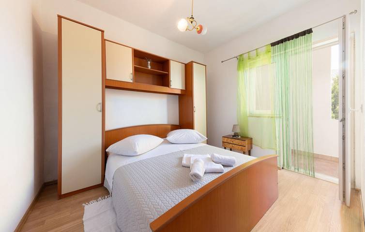 Ferienwohnung für 2 Personen, mit Seeblick und Garten in Split-Dalmatien - 4