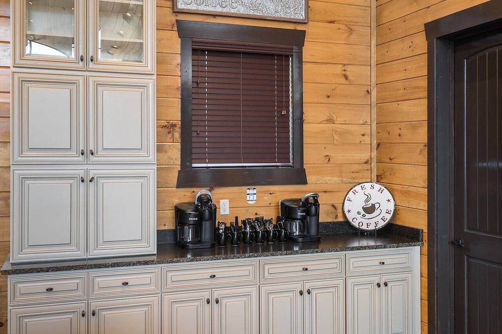 Mega Views, Luxuskabine, 11.000 qm Ft., Theater, Golf Arcade und mehr 86 Personen in Gatlinburg, Sevier County