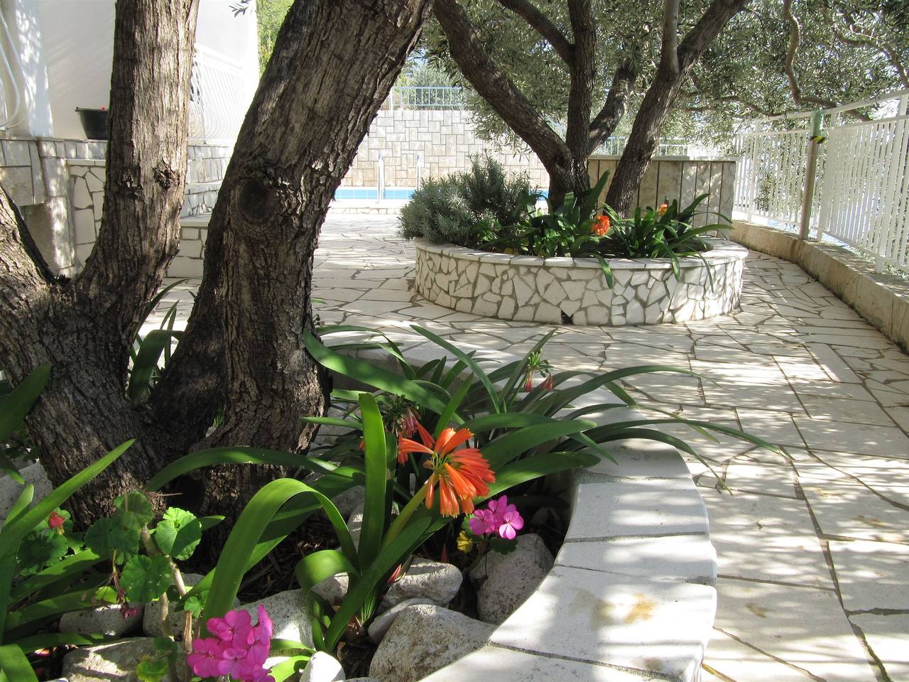 Rooms Falcon in Brist, Makarska Riviera