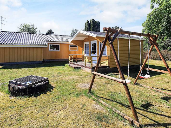 Ferienhaus für 8 Personen, mit Terrasse und Garten auf Møn - 2