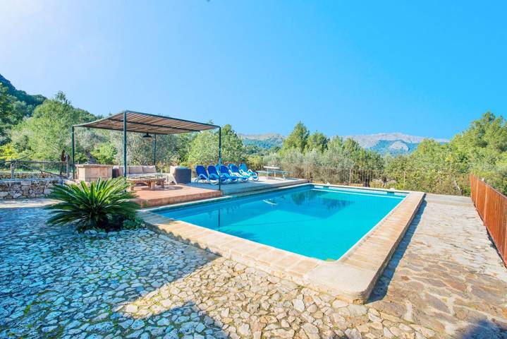 Villa für 8 Personen, mit Terrasse in Pollença