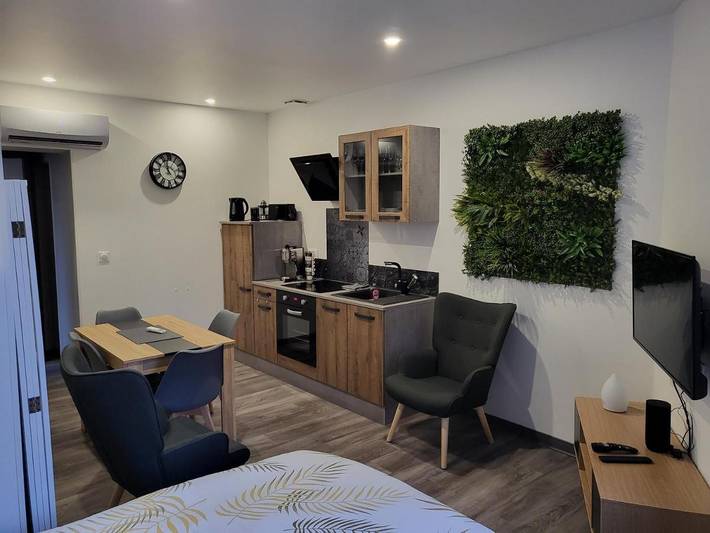 Location de vacances pour 2 personnes, avec Terrasse et Vue à La Souterraine