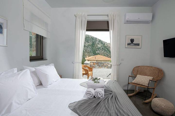 Location de vacances pour 10 personnes, avec piscine et balcon/terrasse à Agios Nikolaos - 4