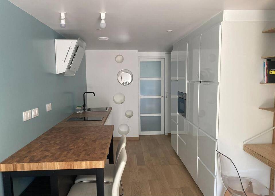 Appartement entier, One-Bedroom Apartment in Dammartin-en-Goële, Seine-et-Marne