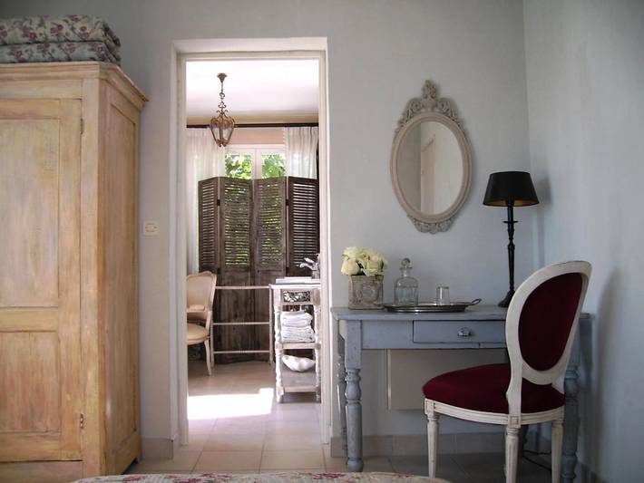 Location de vacances pour 2 personnes, avec jardin et piscine à Mormoiron - 2