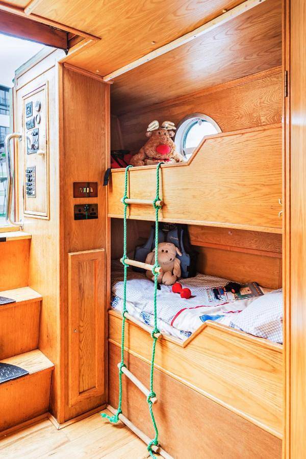 Edinburgh - Houseboats in Edinburgh, Edinburgh and Lothian