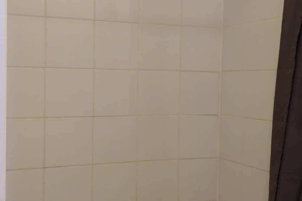 Apartamento entero, Amueblado de F1, cerca del hipódromo de Vincennes, Château de Vincennes, Golf du Tremblay in Maisons-Alfort, Valle del Marne