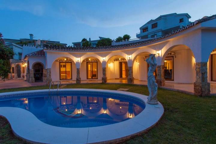 Casa rural para 8 personas, con Balcón además de Terraza y Jardín en Benalmádena - 4
