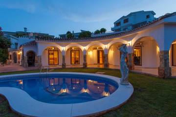 Casa Rural para 8 Personas en Benalmádena Costa, Benalmádena, Foto 4