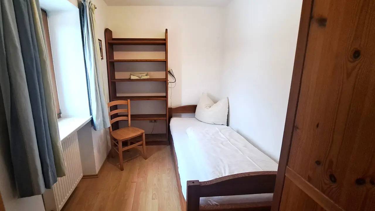 Ganze Ferienwohnung, Ferienwohnung für 3 Personen (38 m²) in Neuötting in Neuötting, Landkreis Altötting