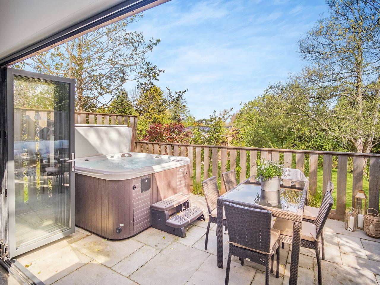 Red Squirrel Cottage in Niton and Whitwell, Isle of Wight