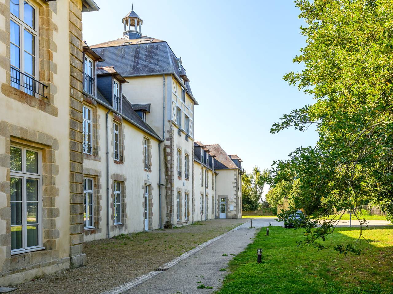 Château De Kergonano, dans l'Orangerie in Baden, Côte des Mégalithes
