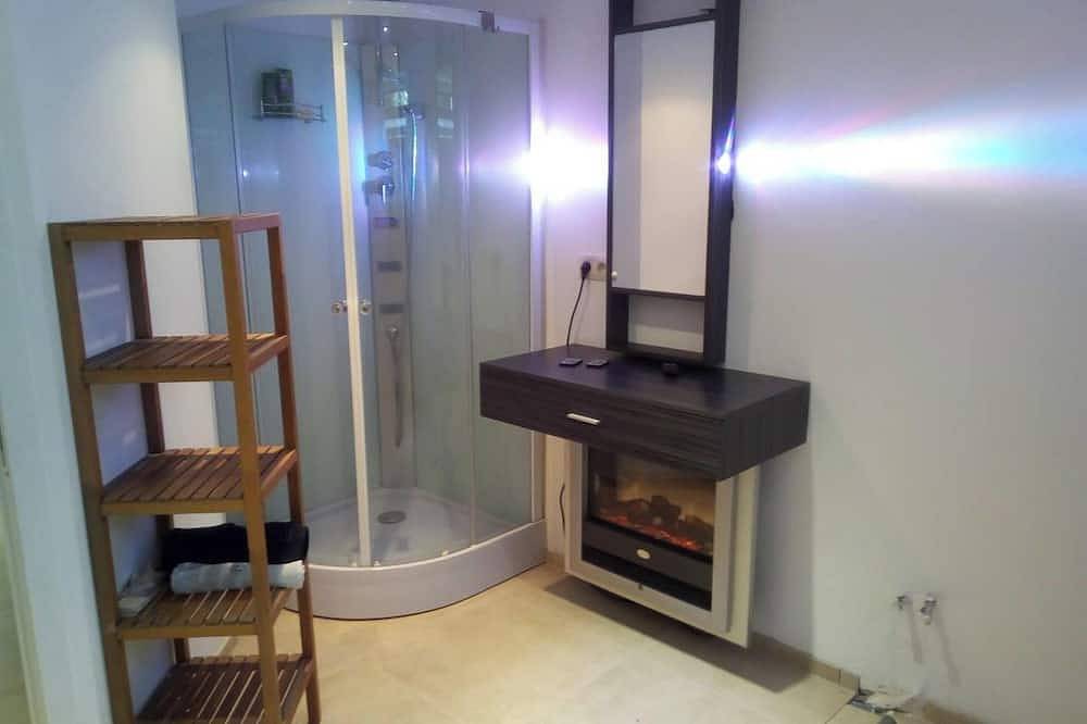 Ganze Wohnung, Homerez - Komfortables Apartment in Waterloo mit Jacuzzi - 78m² in Waterloo, Wallonisch-Brabant