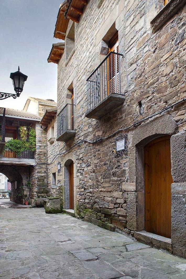 Casa rural para 8 personas, con terraza y vistas, Se admiten mascotas en Sobrarbe - 3