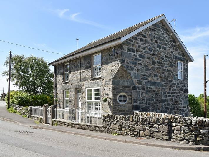 Cottage for 8 people, with garden in Dyffryn Ardudwy