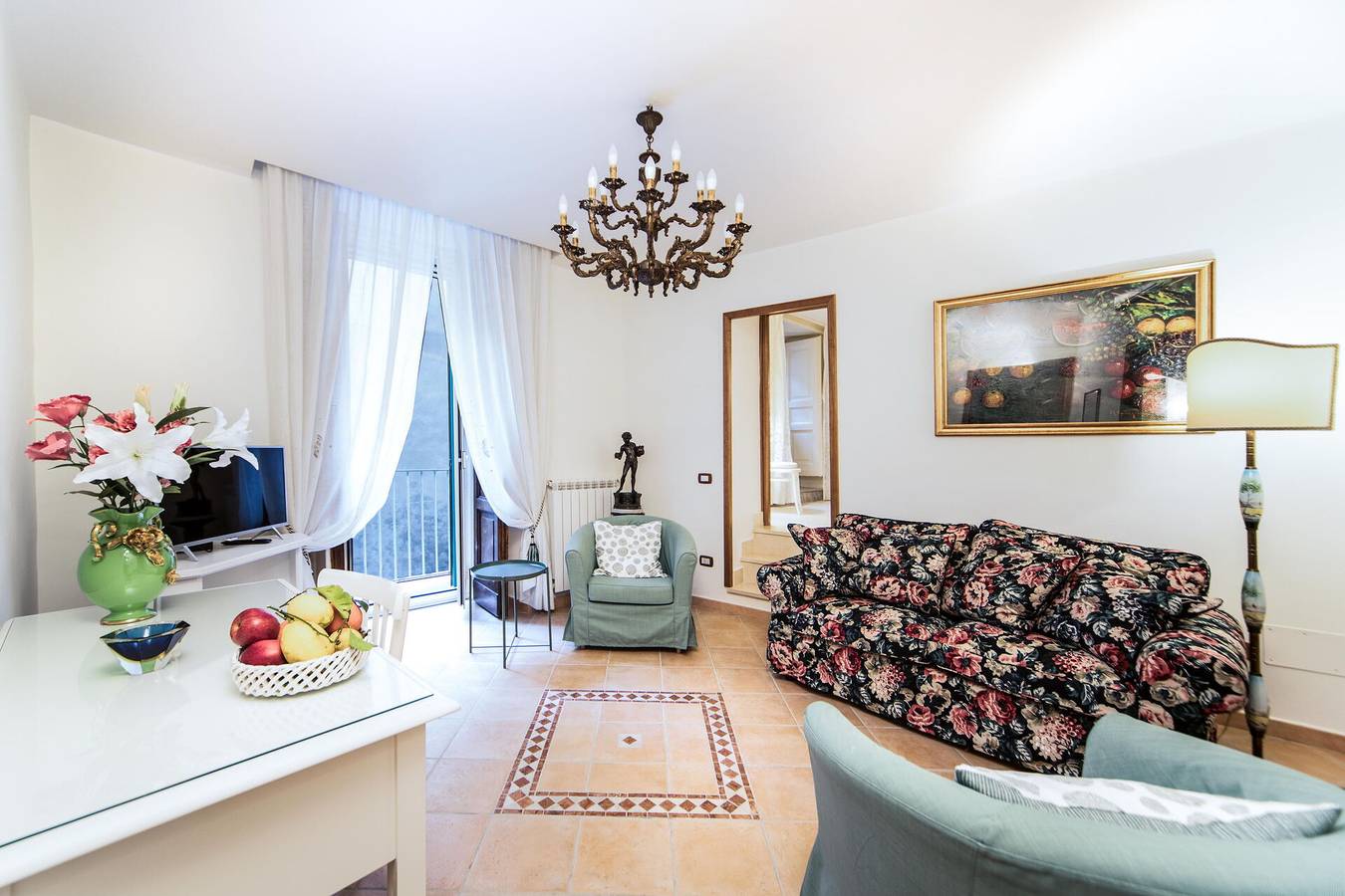 Entire apartment, La Casa Di Assunta - In The Heart Of Naples in Naples, Naples Province