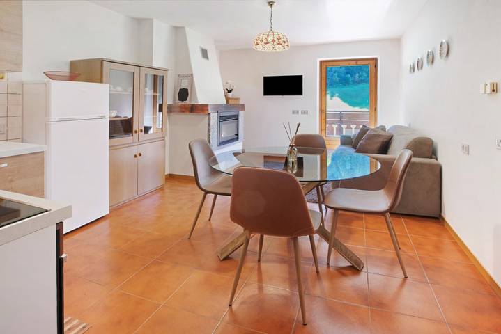 Ganze Wohnung, Apartment 'Cima De' Piazzi 2' mit Bergblick, Balkon und Wlan in Isolaccia, Valdidentro