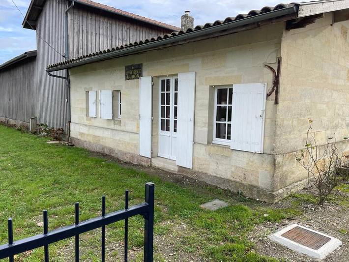 Location de vacances pour 8 personnes, avec vue et jardin, adapté aux familles à Ludon-Médoc - 2