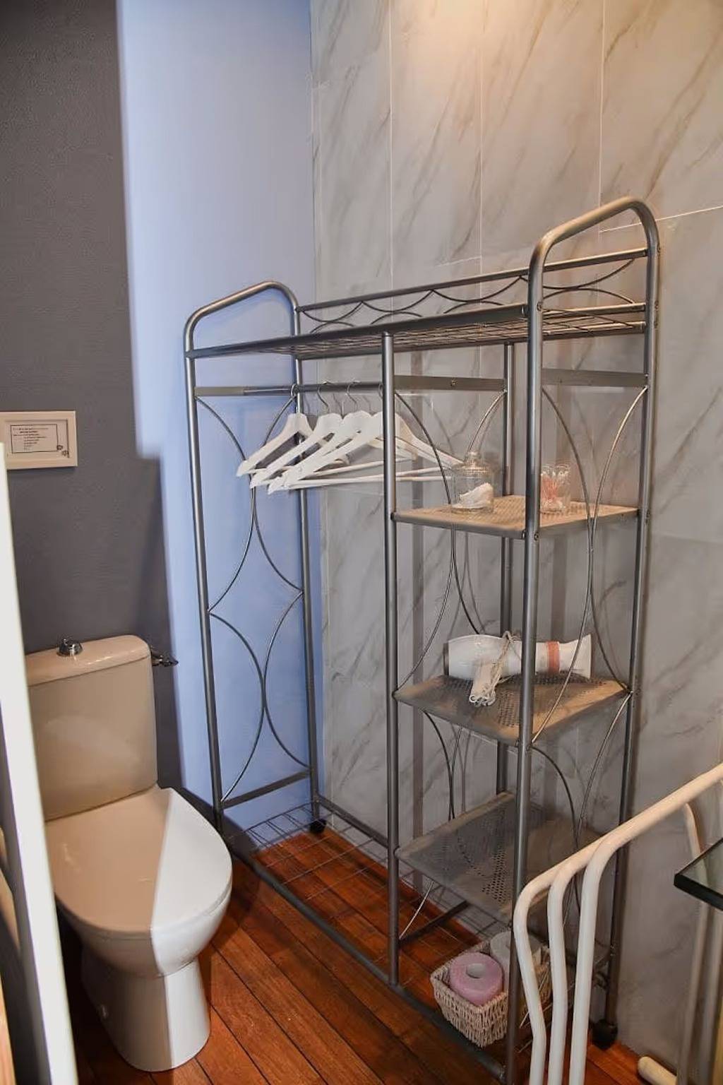 Chambre d’hôtes « Chambre du bas » avec piscine commune, terrasse partagée et Wi-Fi in Mios, Région d'Arcachon