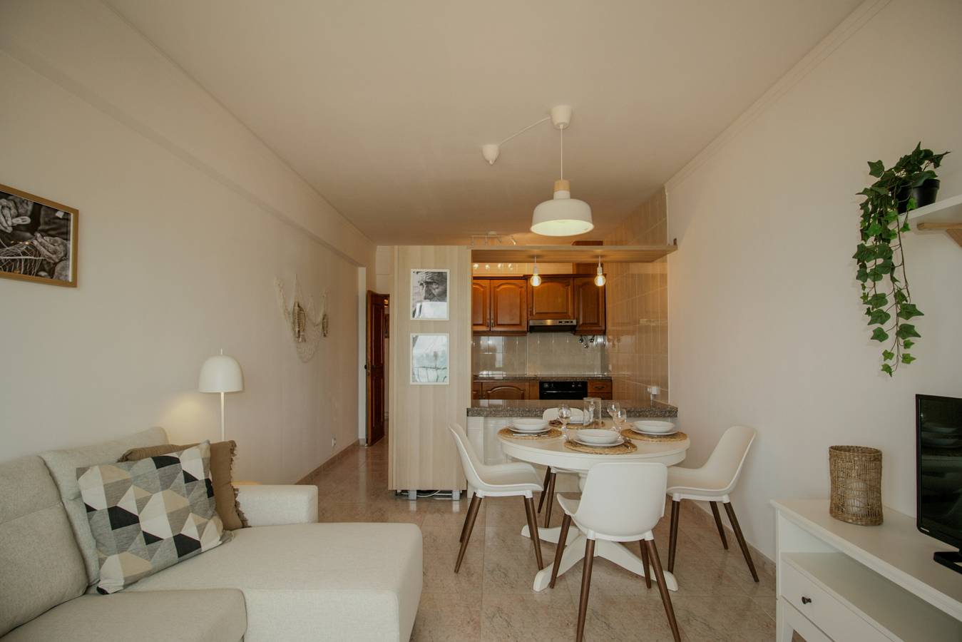 Appartement entier, Appartement de vacances pour 2 personnes avec balcon in Cavacos, Quarteira