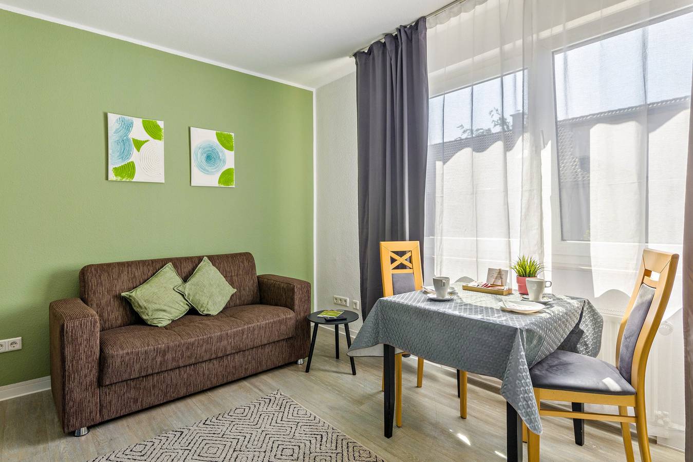 Appartement entier, Appartement 'Rhein Living Business' avec Wi-Fi in Meiderich/Beeck, Duisbourg