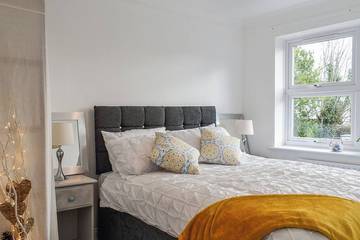 Cottage for 4 People in Poole, South West England, Photo 3