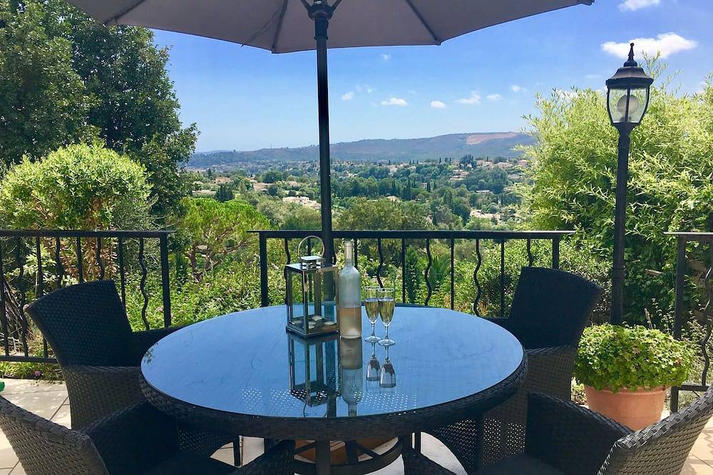 Charme Villa 💖Panoramablick auf Meer & Berge, private Sonnenterrassen, Pool in Saint-Paul-de-Vence, Cannes und Umgebung