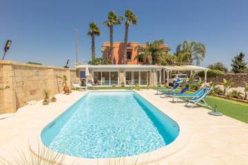 Villa pour 4 Personnes dans Taviano, Salento, Photo 2