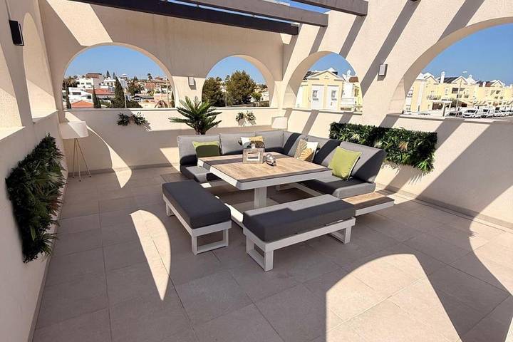 Casa rural para 6 personas, con vistas al lago además de piscina y jardín en Rojales - 4