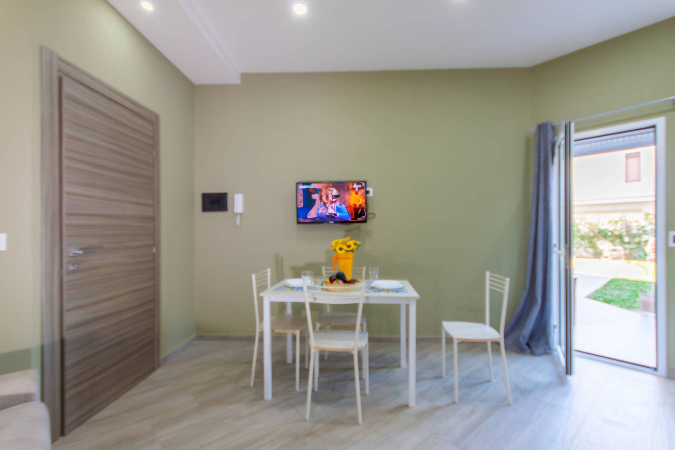 Appartamento intero, Casa Smeralda a 200m From The Sea in Villaggio delle Conchiglie, Augusta (comune)