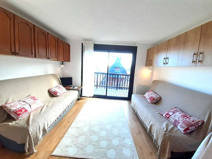 Chalet pour 4 personnes, avec balcon dans les Hautes-Pyrénées - 2