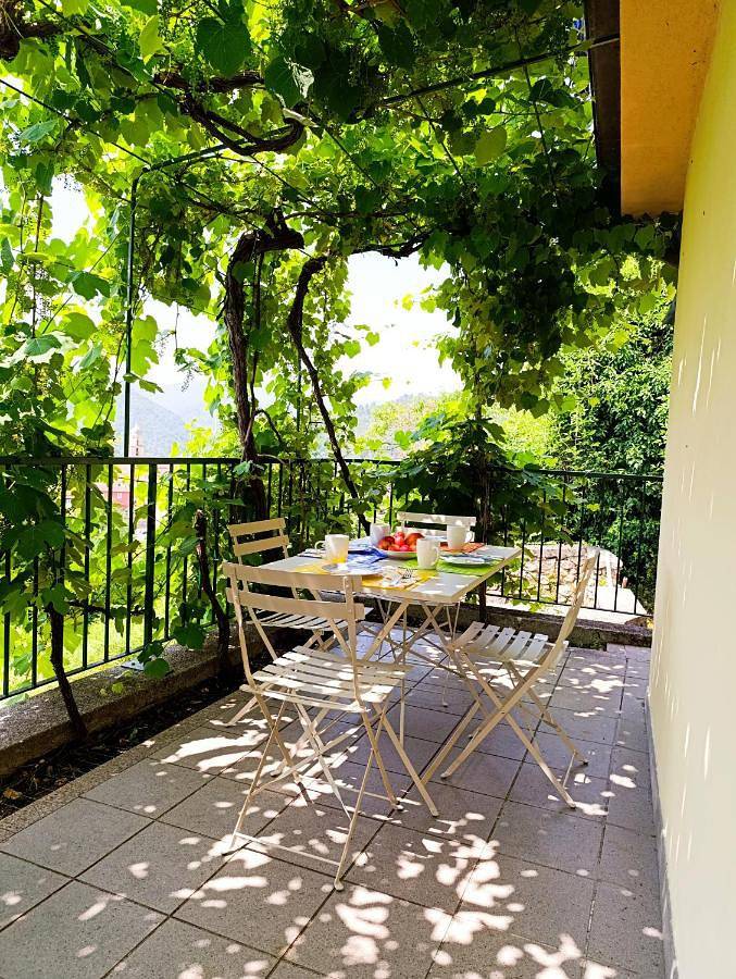 Gîte pour 4 personnes, avec vue et terrasse dans Carrodano Inferiore - 4