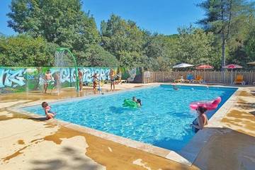 Mobil home pour 4 personnes à Beaumont-du-Périgord