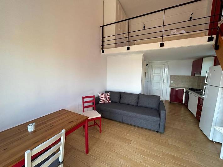 Ferienwohnung für 4 Personen, mit Ausblick und Balkon sowie Garten in Karystos
