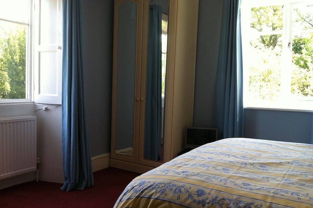 Entire apartment, Old Vicarage, Apartment 2 in Old Hunstanton, Norfolk Coast
