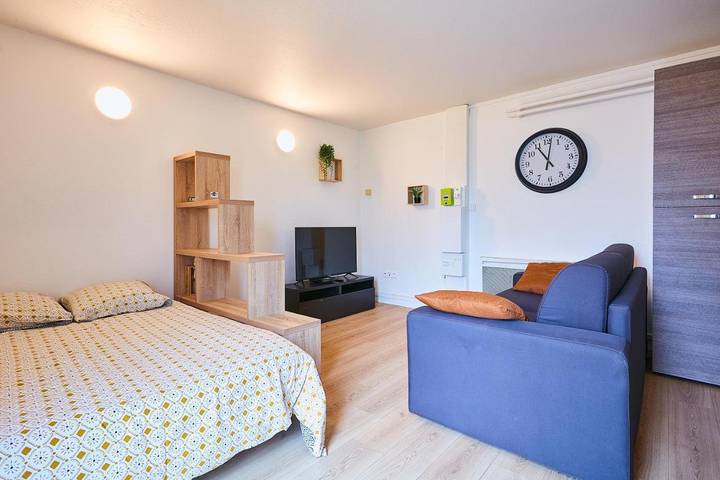 Gîte pour 2 personnes, avec terrasse, animaux acceptés à Pontarlier - 2