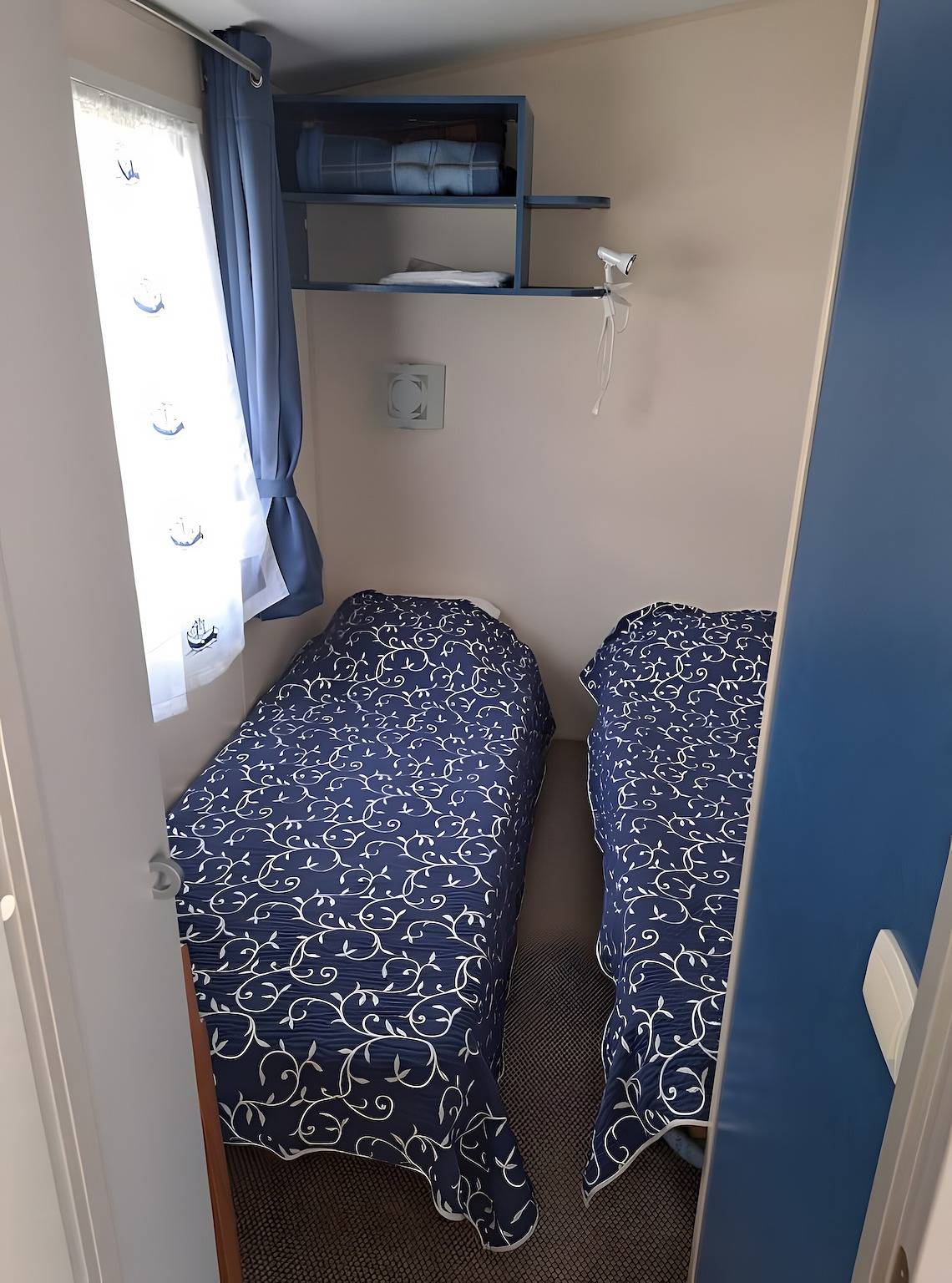 Casa móvil para 4 personas con aire acondicionado, piscina compartida y terraza privada in La Cotinière, Saint-Pierre-d'Oléron