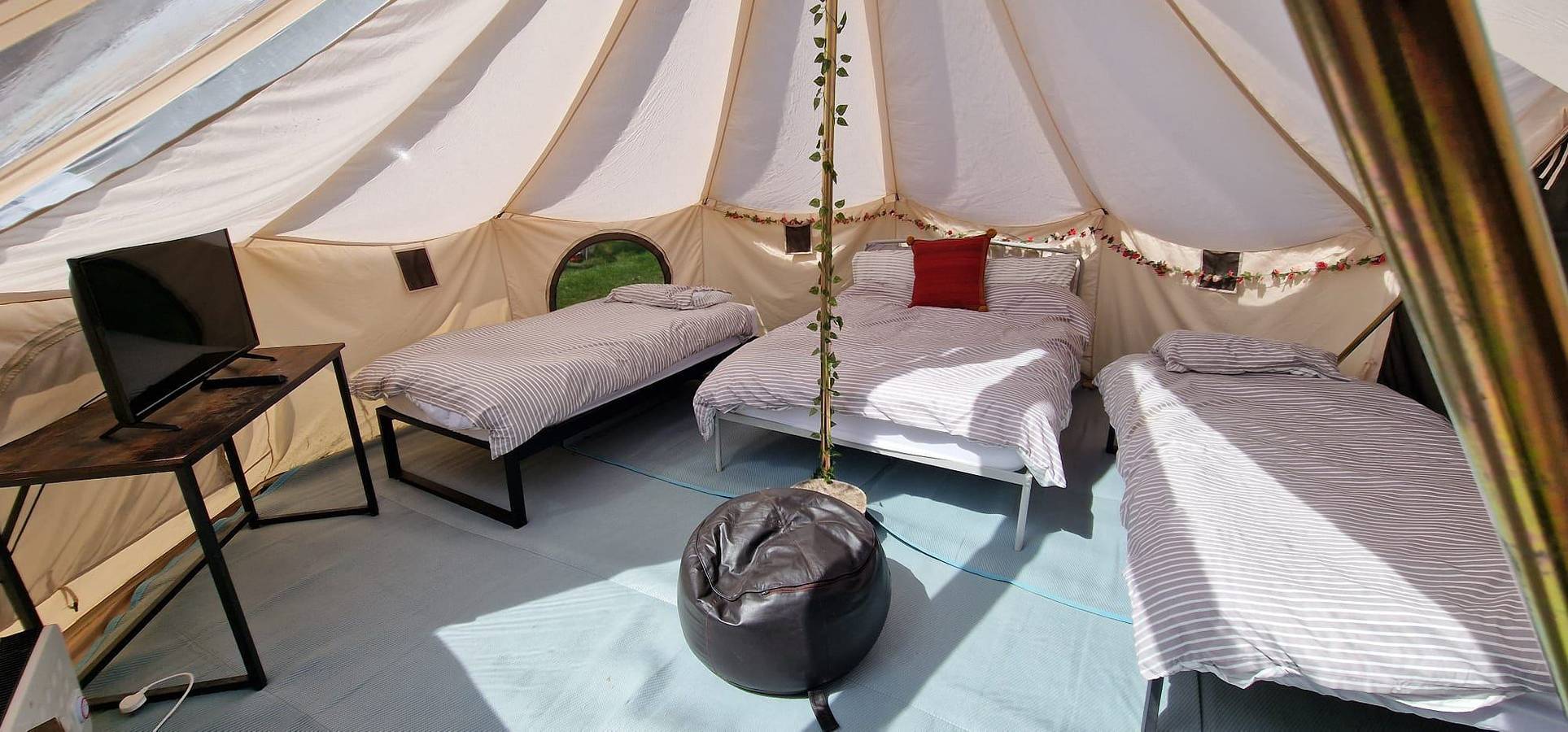 Star Gazing Cozy Hot Tent with heater and tv in Isle of Anglesey