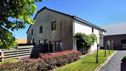 Gîte pour 4 personnes, avec jardin dans Wibrin