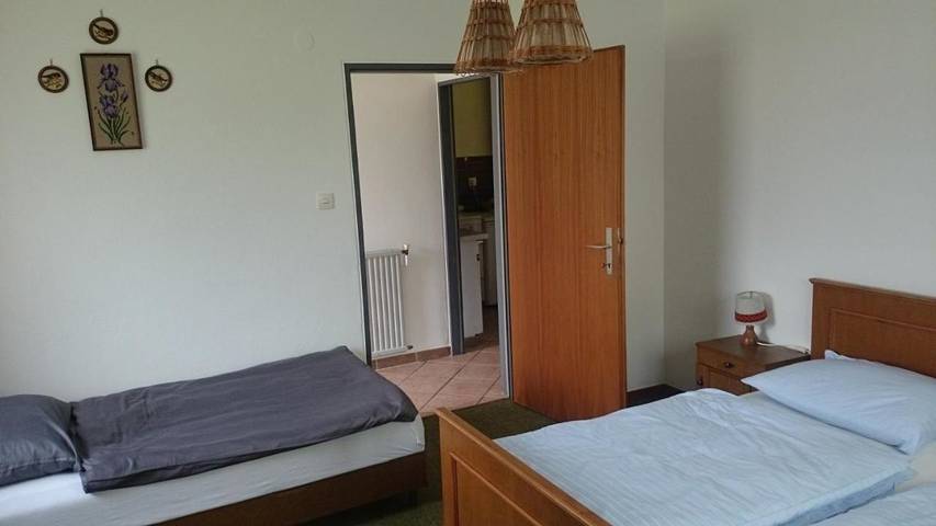 Bungalow für 4 Personen, mit Garten und Seeblick sowie Ausblick, mit Haustier am Wörthersee - 4