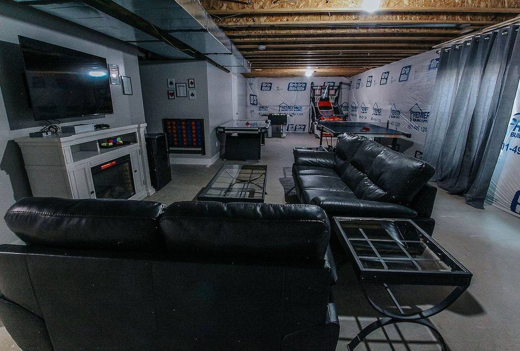 Clean 7 Bedroom, Gym, Sauna, Hot Tub, Game Room in West Jordan, Salt Lake County (UT)